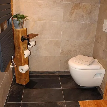 Privee Avec Cuisine Et Salle De Bain Dans La Chambre, Winoka * 베이소나츠